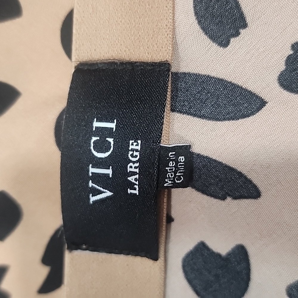 Vici Collection Emiliana Printed Midi Skirt, Ligh Weight. L - Picture 13 of 15